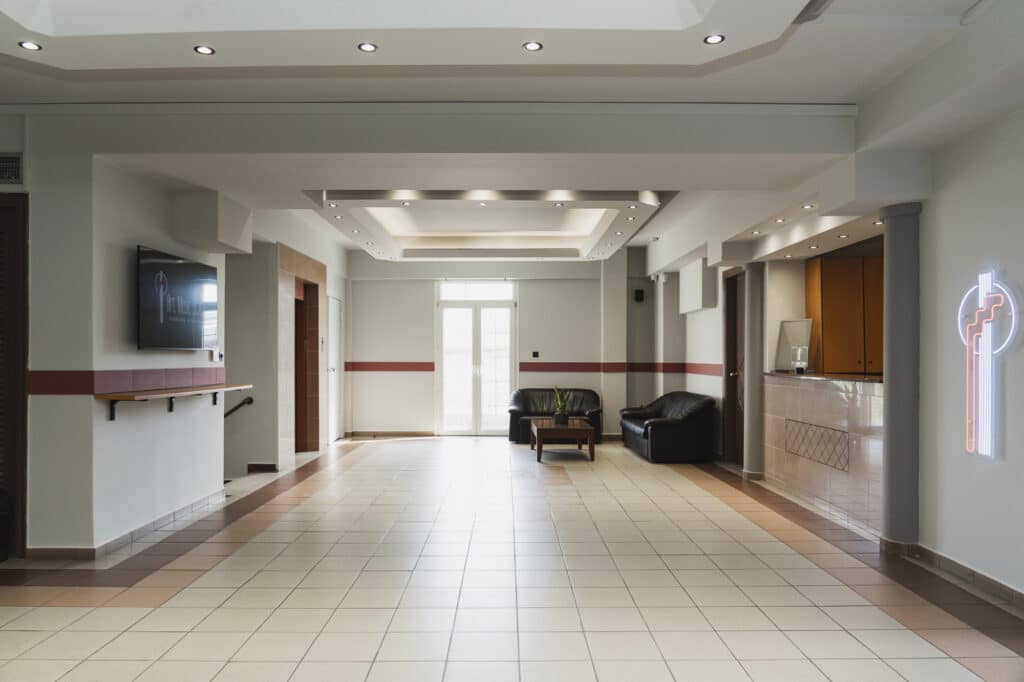 Οι χώροι μας ''Υποδοχή'' Ωδείο Τέχνης Φακανά